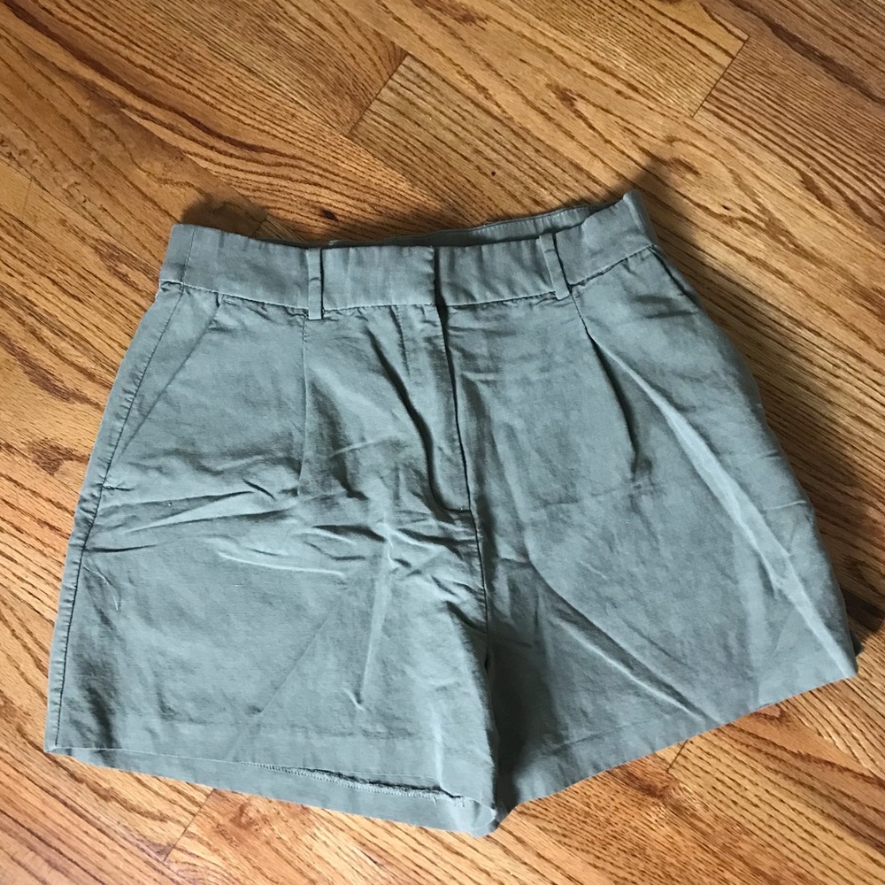 H&M Olive Green Women's Shorts